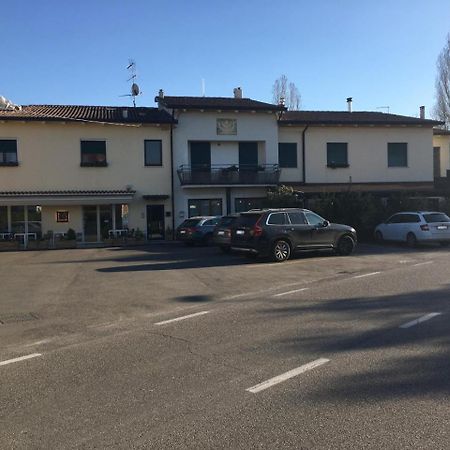 Maura Appartamenti Peschiera del Garda Eksteriør billede