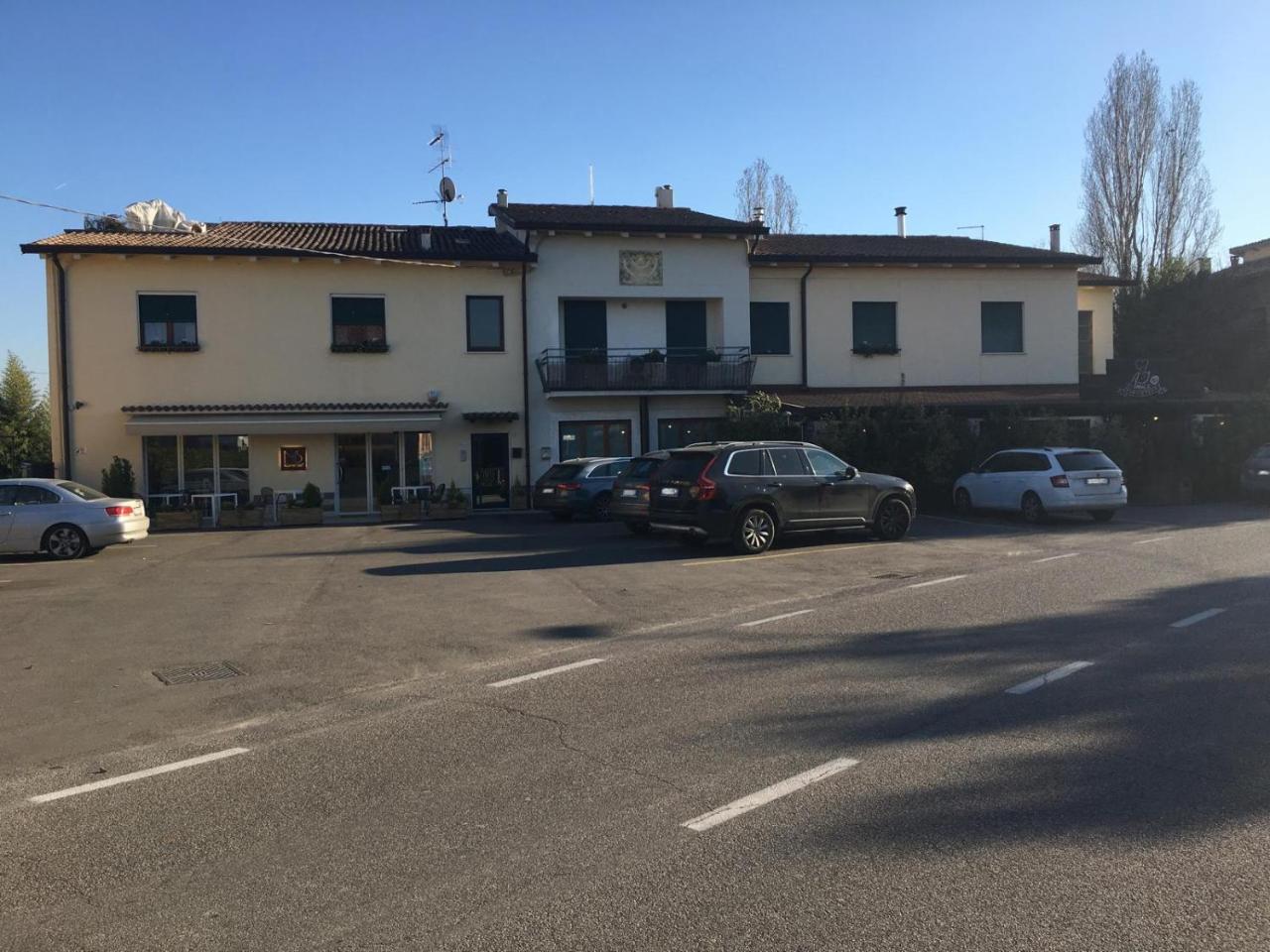 Maura Appartamenti Peschiera del Garda Eksteriør billede